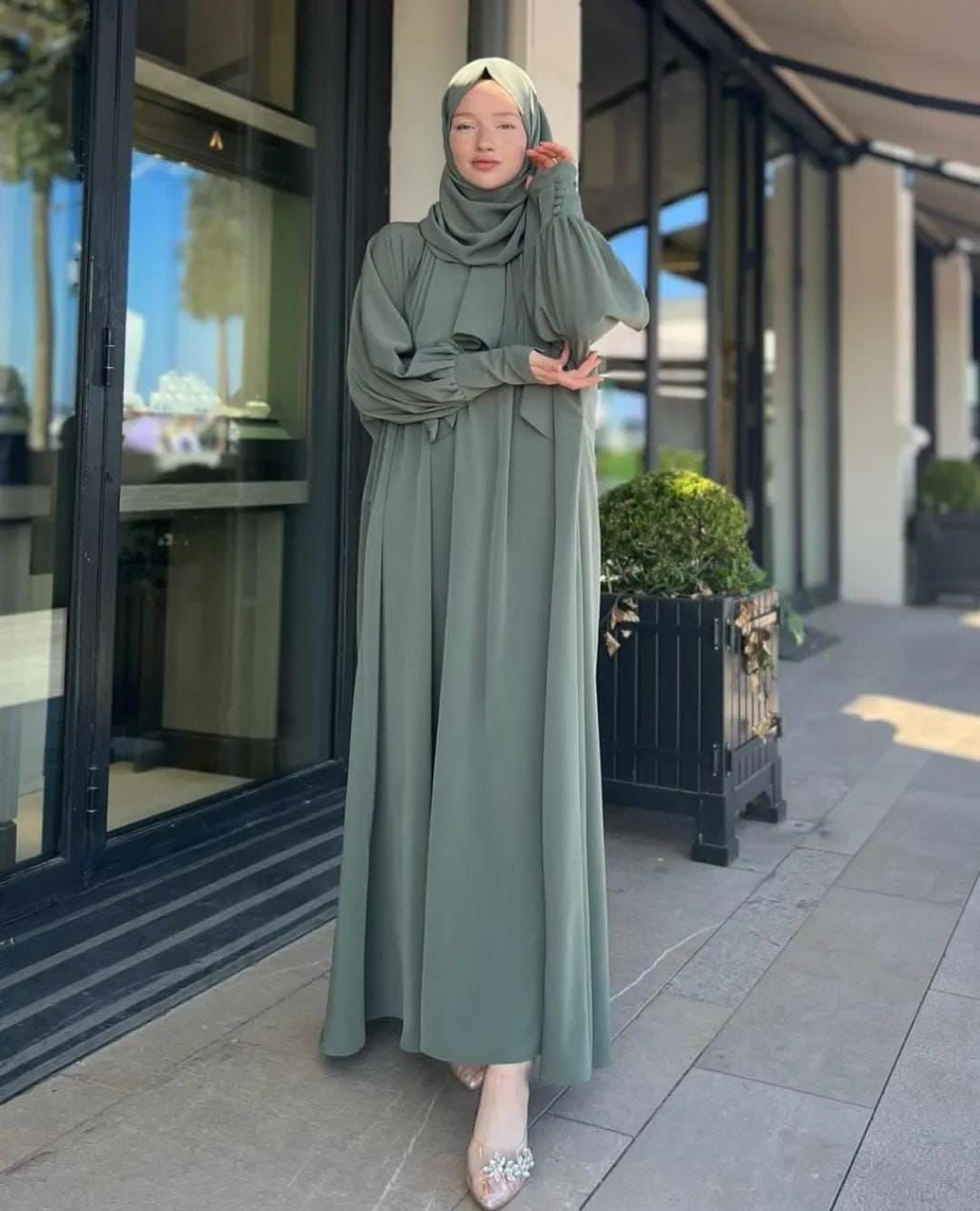 Olive 🫒 Abaya With Stoller