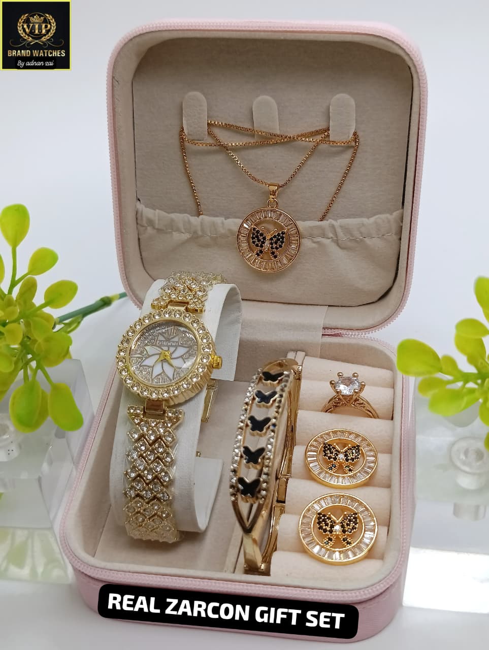 GUCCI GIRLS DIAMOND STONES JEWELRY WATCH ⌚