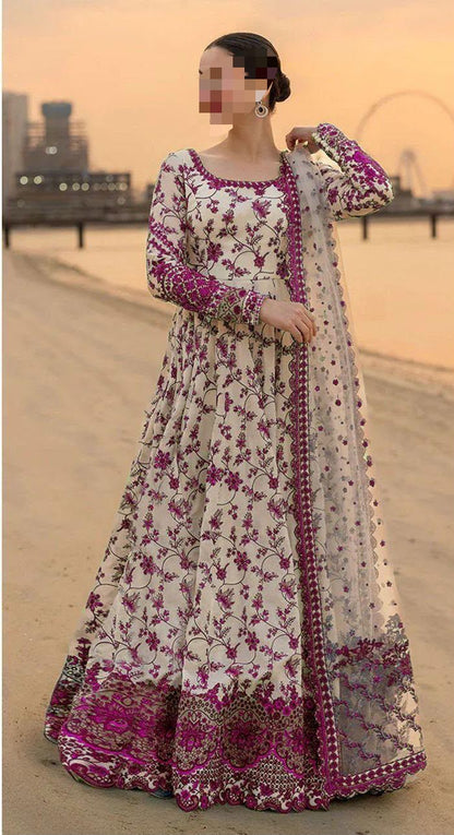 Hania amir viral dress