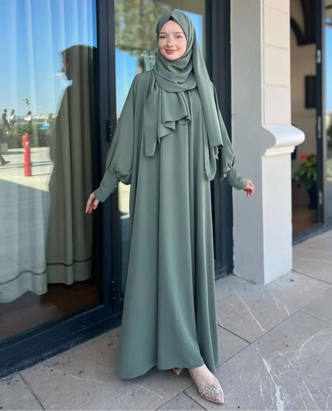 Olive  🫒 Abaya With Stoller