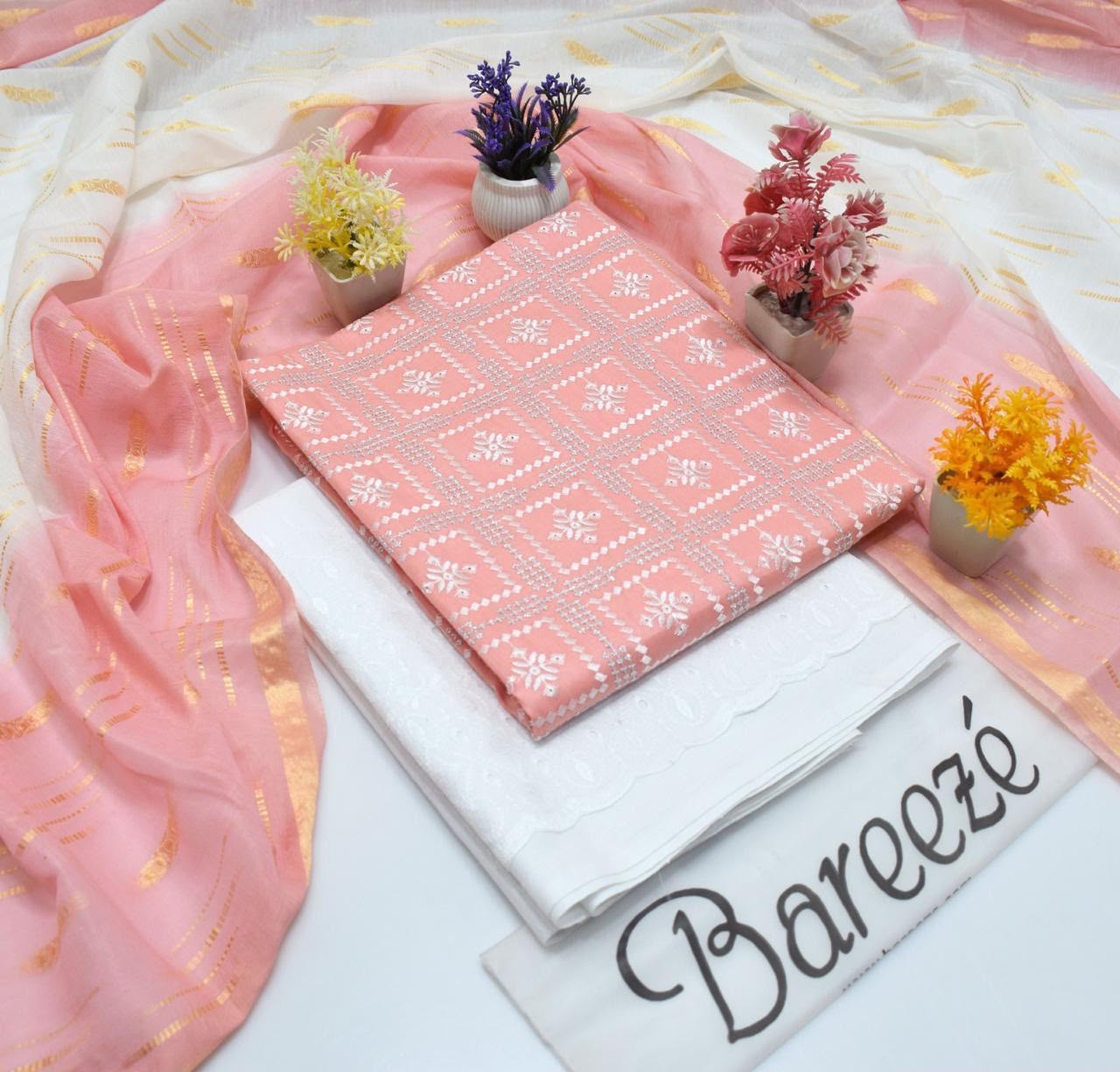 (BAREEZE LAWN)