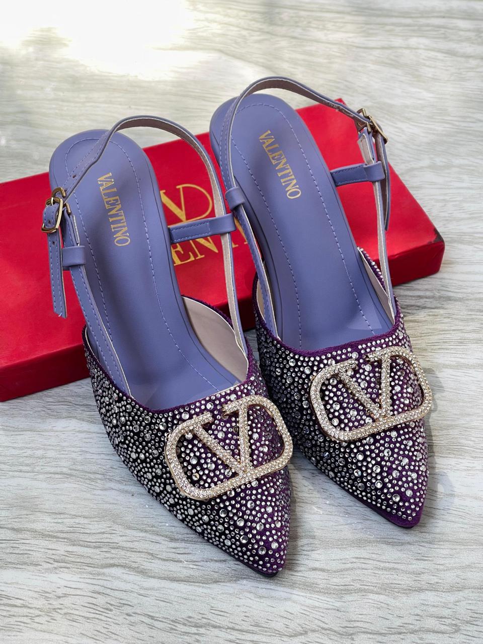 VALENTINO STONE HEELS 👠