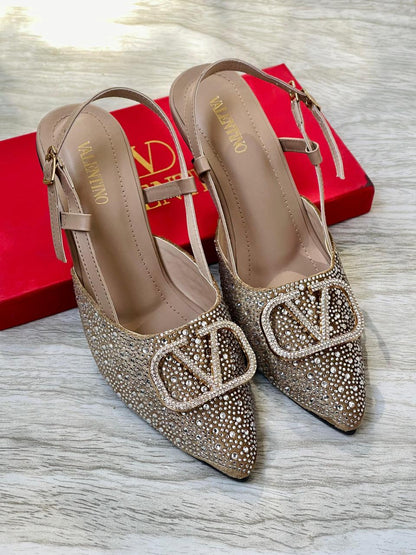 VALENTINO STONE HEELS 👠
